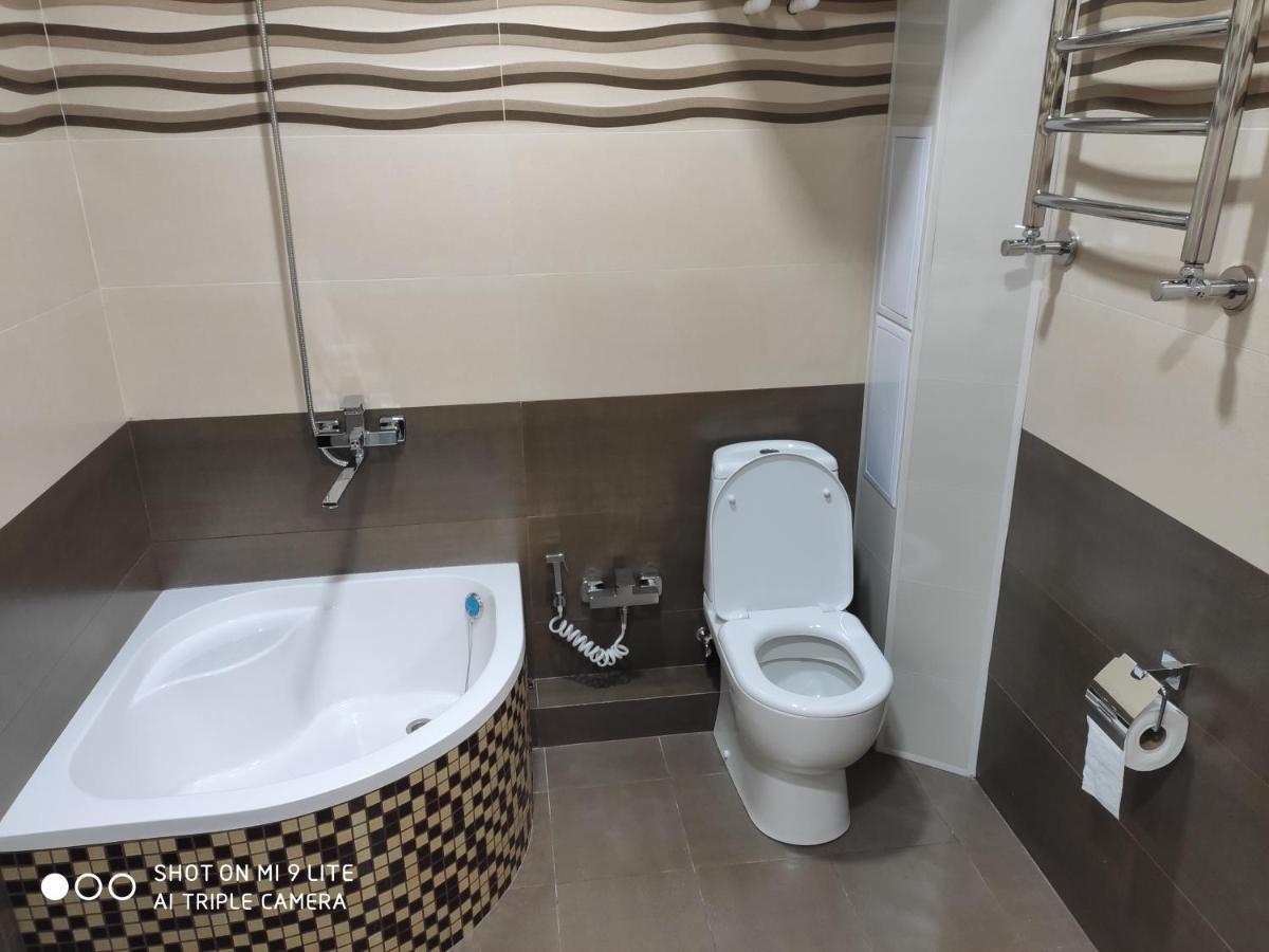 1-Bedroom Apartment In The Very City Center 타슈켄트 외부 사진