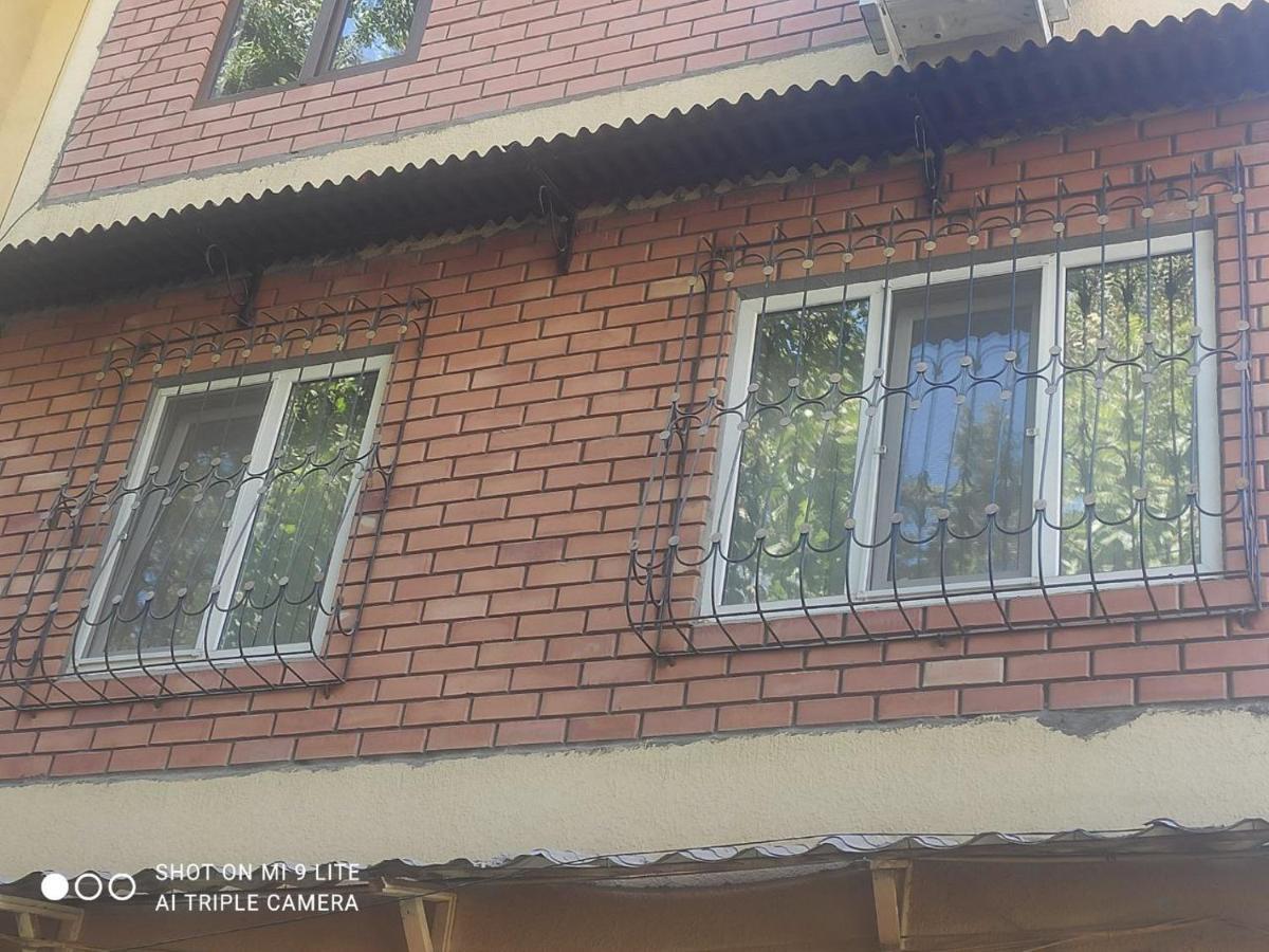 1-Bedroom Apartment In The Very City Center 타슈켄트 외부 사진